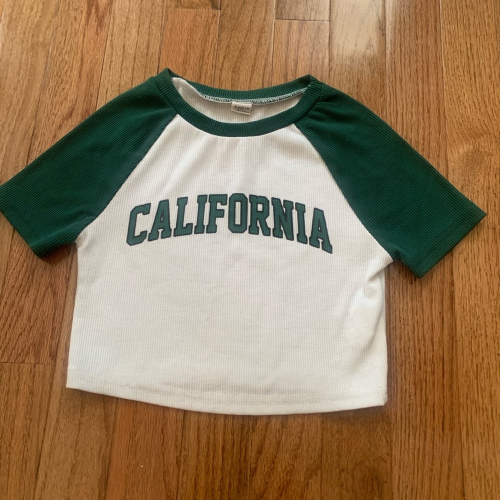 SHEIN Tween Girl Letter Graphic Raglan Sleeve Tee